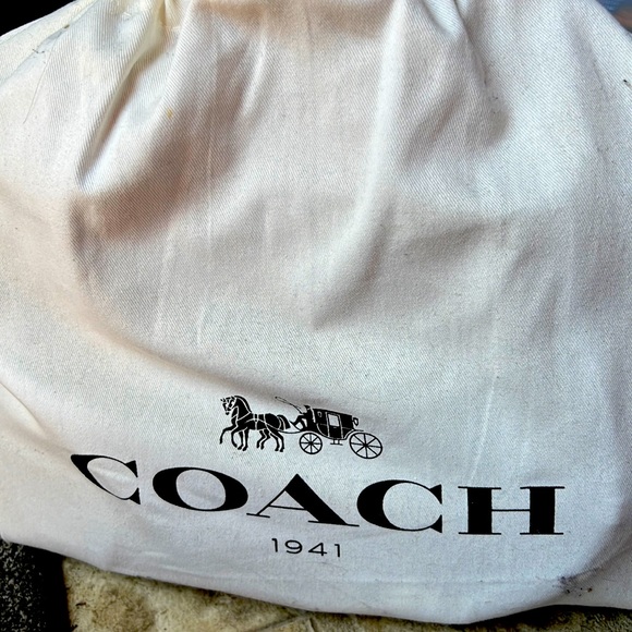 Authentic coach top handle bag - Picture 1 of 4